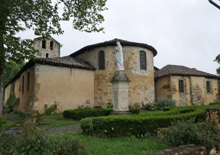 Le chevet de l'église - Saint-Loubouer