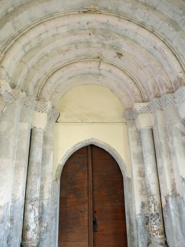 La porte de l'église - Vielle-Tursan