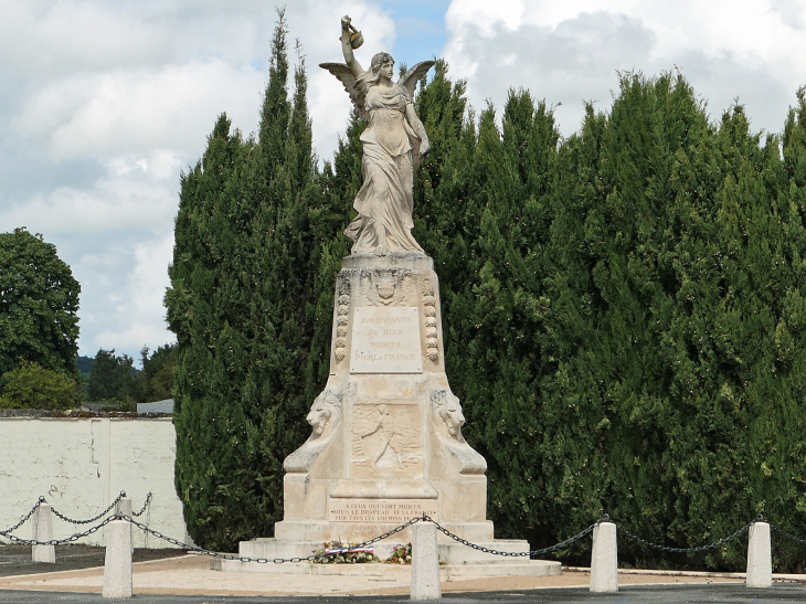 Le monument aux morts - Bias