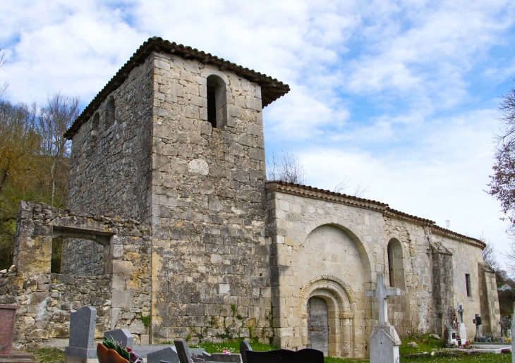 Eglise Sainte-Raffine du XIe siècle. - Frégimont