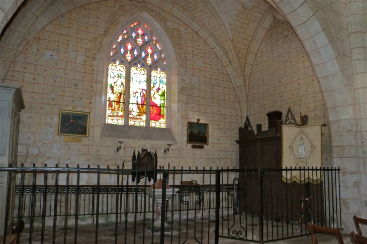 Eglise Saint Germain ; le baptistère - La Sauvetat-du-Dropt