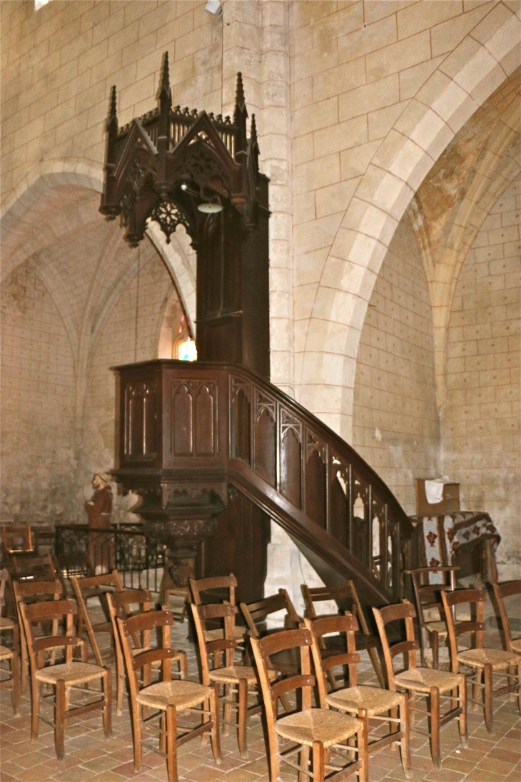 La chaire de l'église Saint Germain - La Sauvetat-du-Dropt