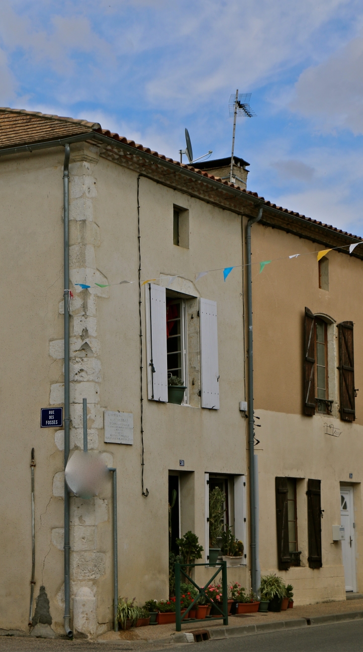 Maison natale de Jean Pierre Bissey - La Sauvetat-du-Dropt