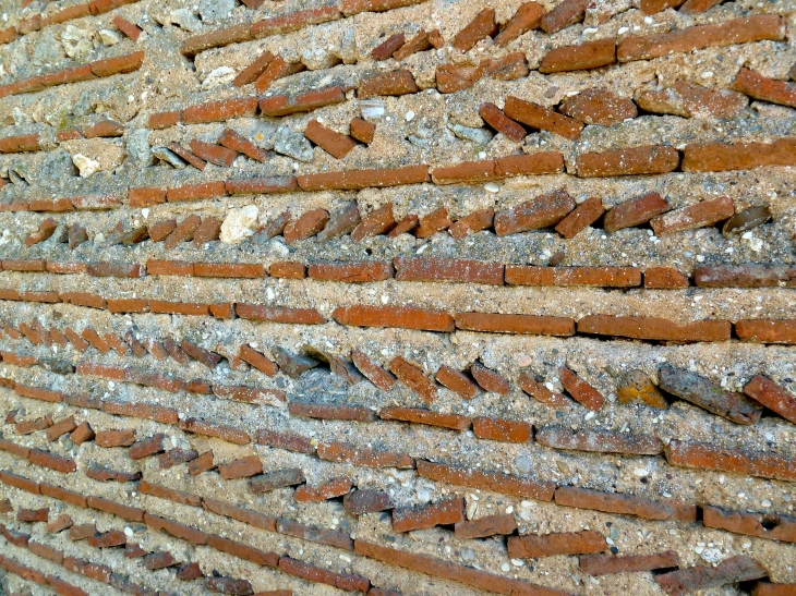 Détail de maçonnerie en briques - Le Temple-sur-Lot