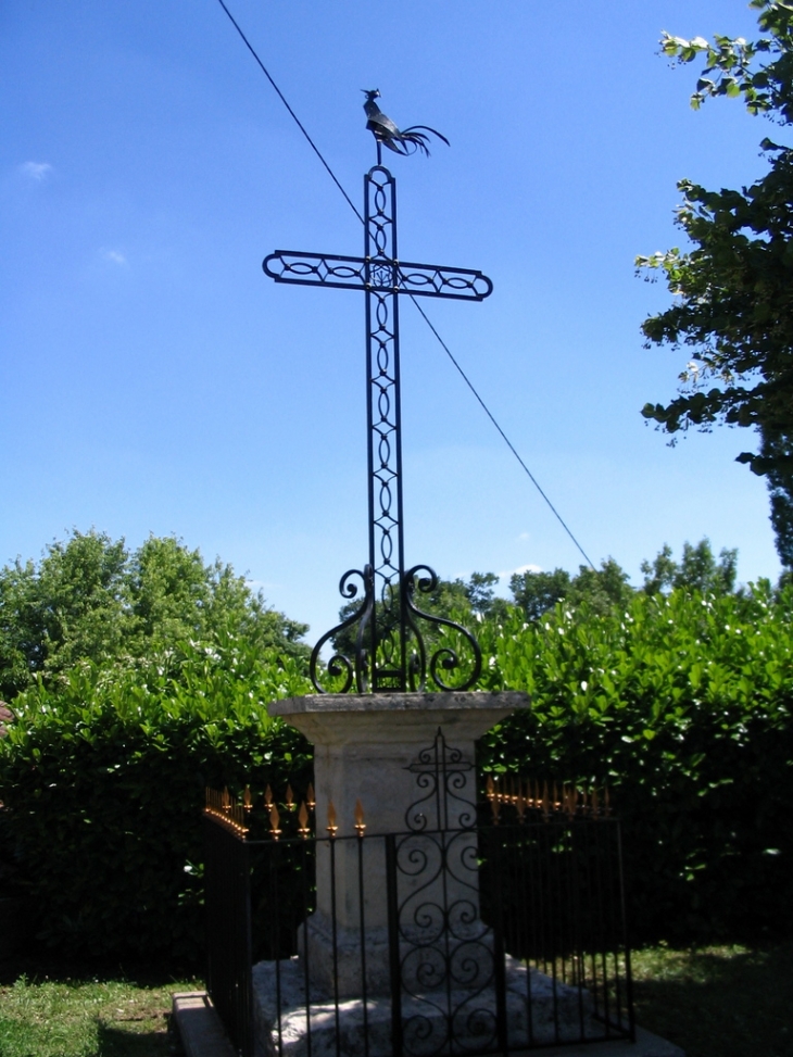 Croix - Saint-Antoine-de-Ficalba