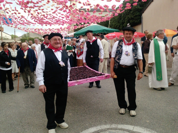 NOS PRUNEAUX  - Saint-Aubin