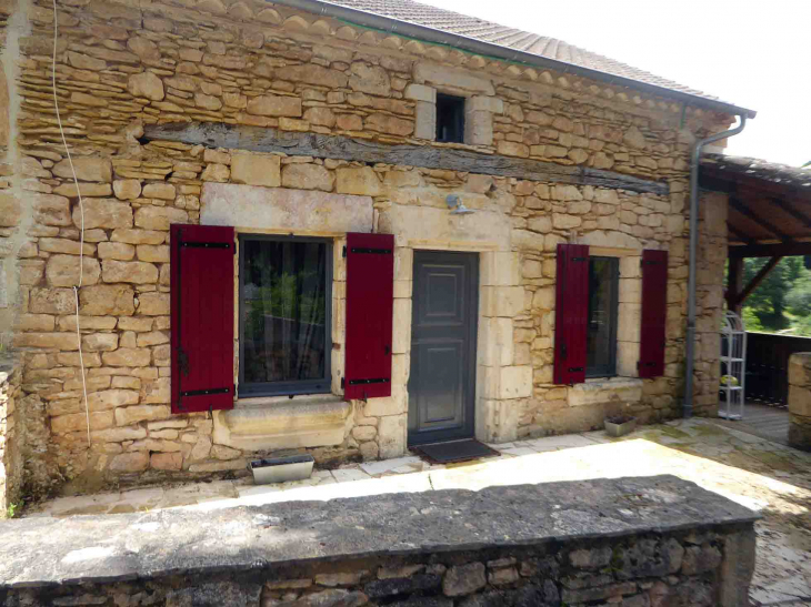 Bonaguil : maison du village - Saint-Front-sur-Lémance
