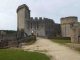 château de Bonaguil : le donjon vu de la barbacane