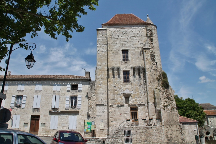 Ruine  - Saint-Maurin