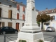 MONUMENT  AUX MORTS