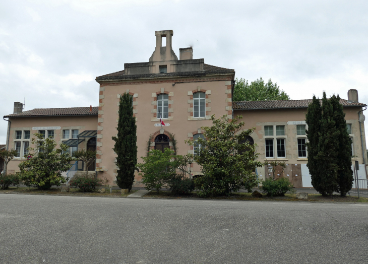 La mairie - Sainte-Maure-de-Peyriac