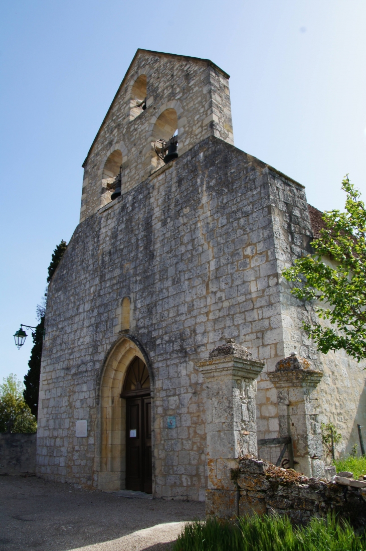 Eglise Saint-Jean-Baptiste, gothique, édifiée au XIIIe siècle par la commanderie des templiers de saint-Jean de Malte. - Tourliac