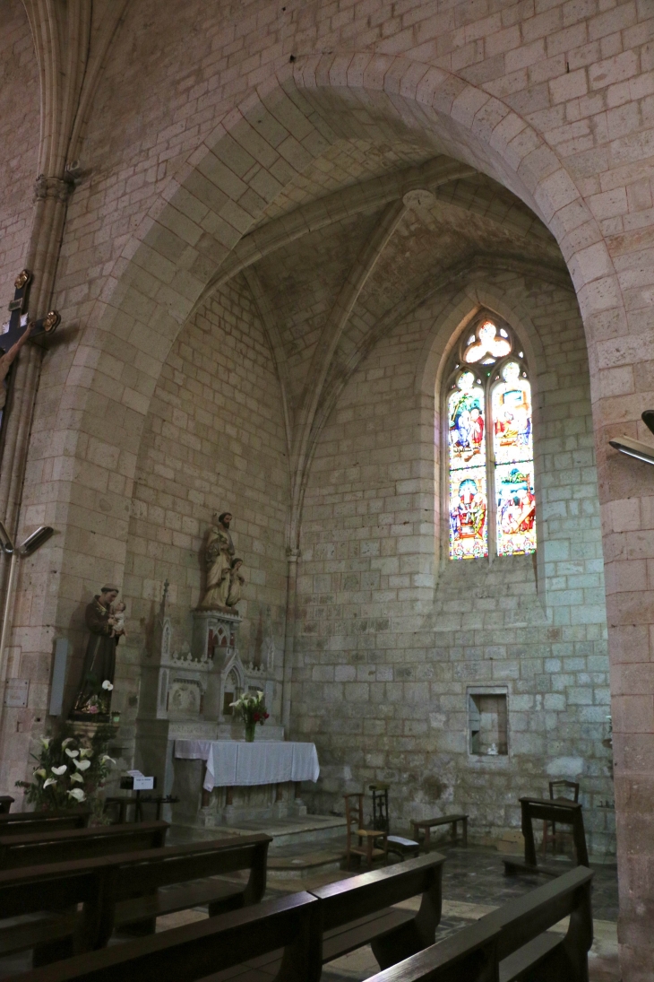 Chapelle latérale droite de l'église Notre Dame. - Villeréal