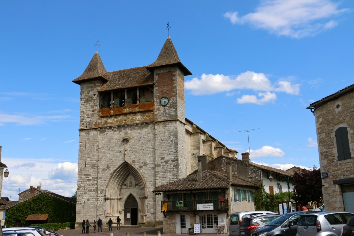L'église Notre dame fut construite en même temps que la bastide, entre 1265 et 1269. - Villeréal