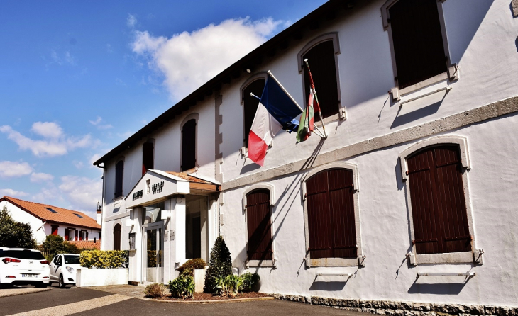 La Mairie - Bassussarry