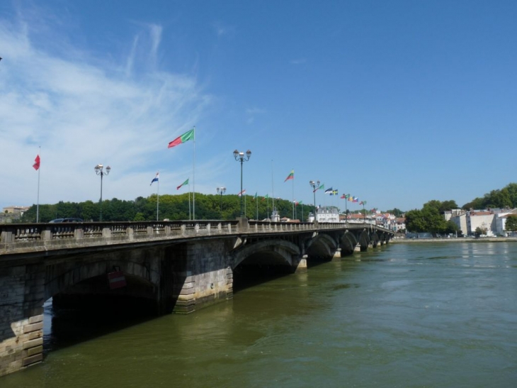 Pont Saint Esprit - Bayonne