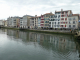 Petit Bayonne : le quai Galuperie entre le pont Pannecau et le pont Marengo sur la Nive