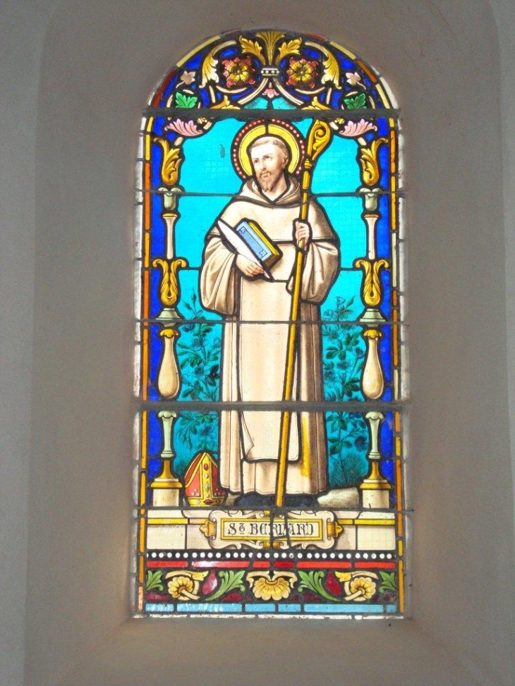 Camou-Cihigue (64470) église de Camou: vitrail  St.Bernard
