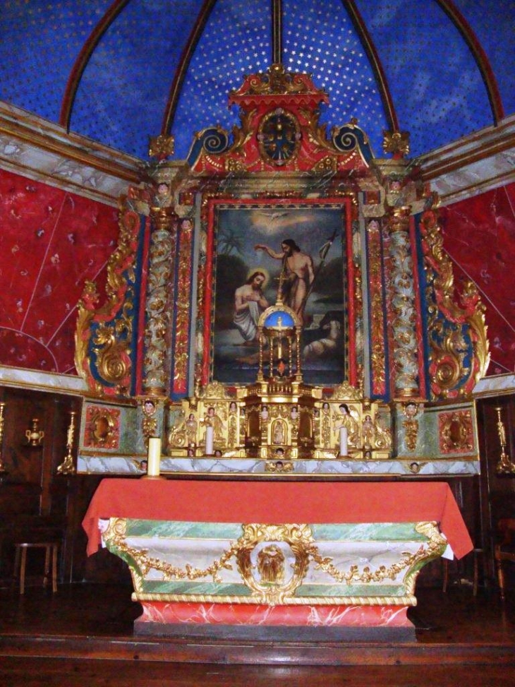Charritte-de-Bas (64130) église: autel