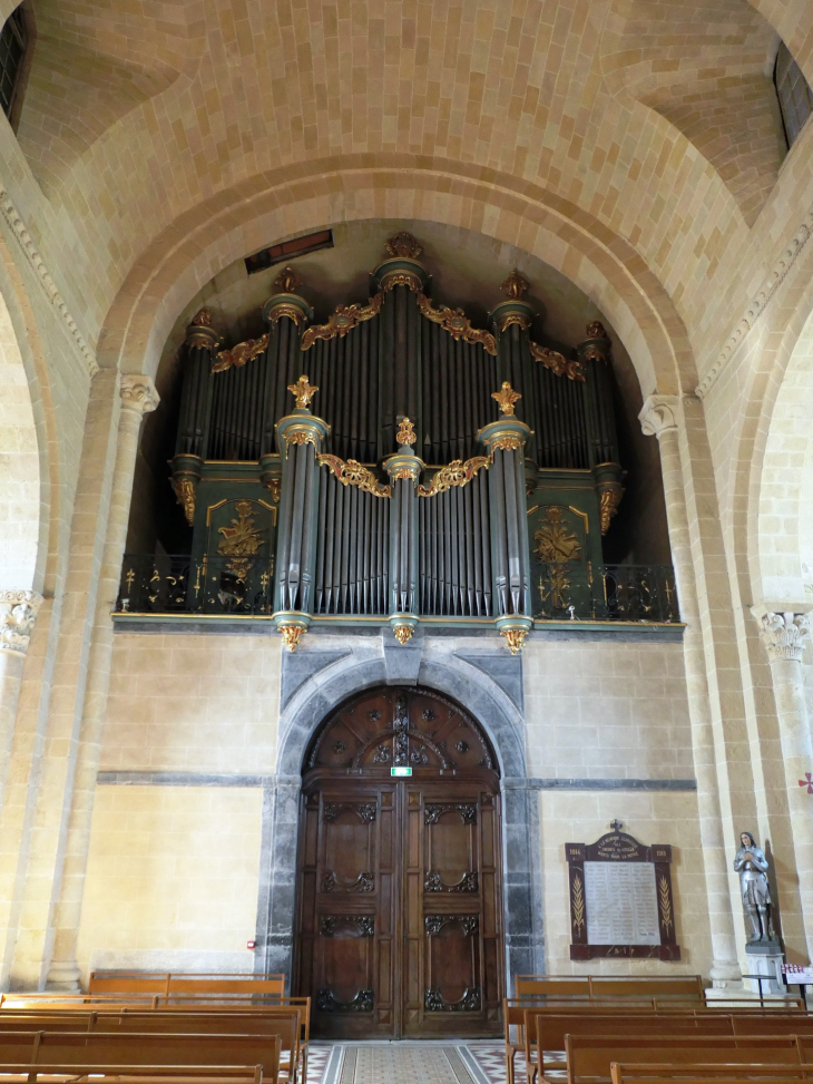 L'intérieur de l'a cathédrale - Lescar