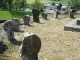 Lichans-Sunhar (64470) à Licahns, stèles basques au long du mur du cimetière