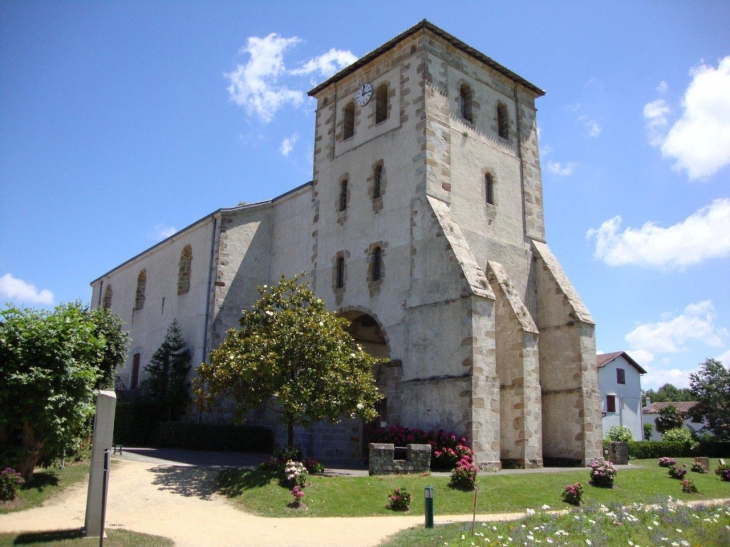 Saint-Pee-sur-Nivelle (64310) église - Saint-Pée-sur-Nivelle