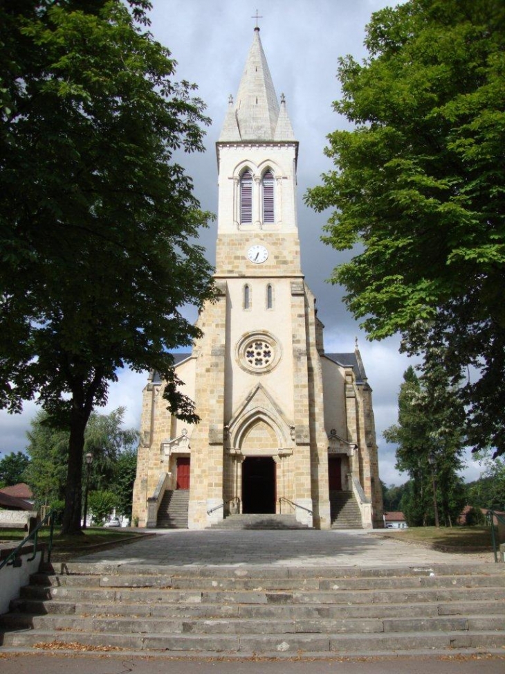 Ustaritz, église, extérieur