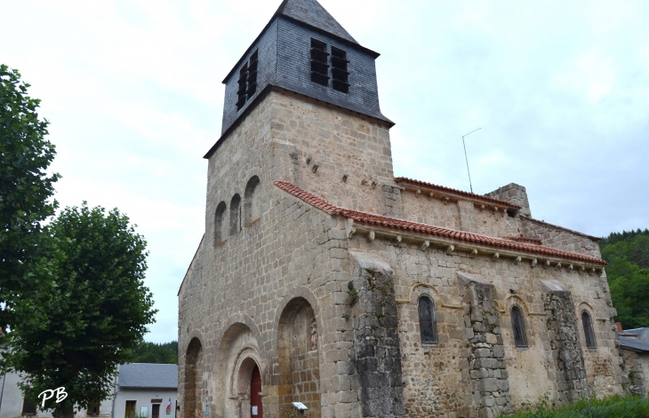 .église Romane St Léger ( 11 Em Siècle ) - Arronnes