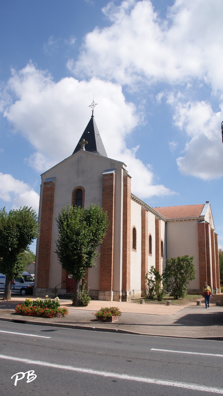 &église Saint-Pierre ( 1862 ) - Charmeil
