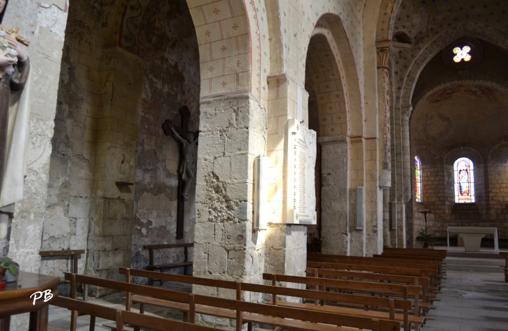 +Eglise Saint-Cyr et Sainte-Julitte D'Escurolles ( 11 Em Siècle )