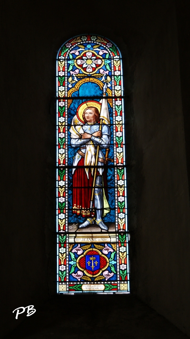 +Eglise Saint-Cyr et Sainte-Julitte D'Escurolles ( 11 Em Siècle )