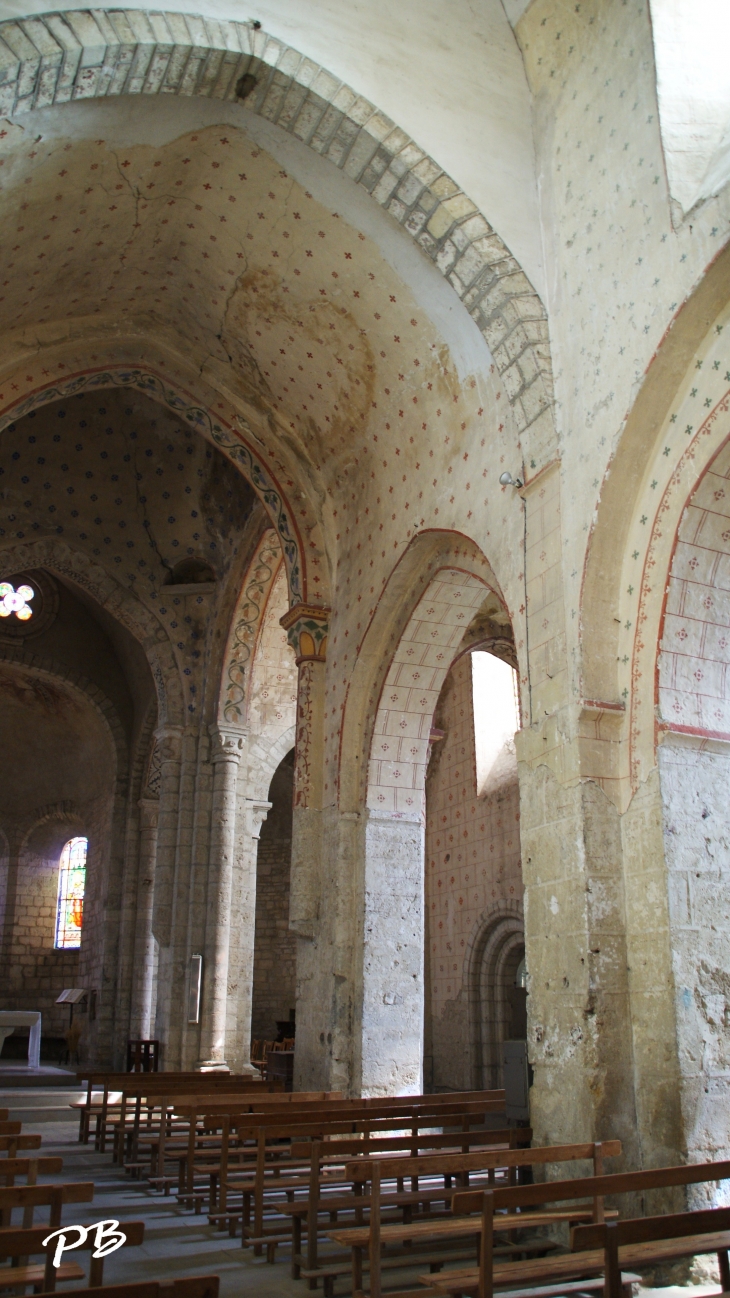+Eglise Saint-Cyr et Sainte-Julitte D'Escurolles ( 11 Em Siècle )