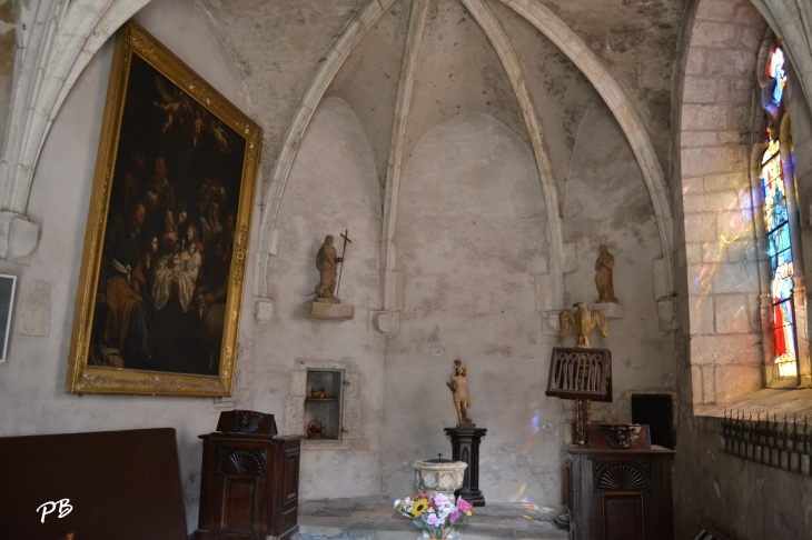 +Eglise Sainte-Croix de Gannat ( 12 Em Siècle )