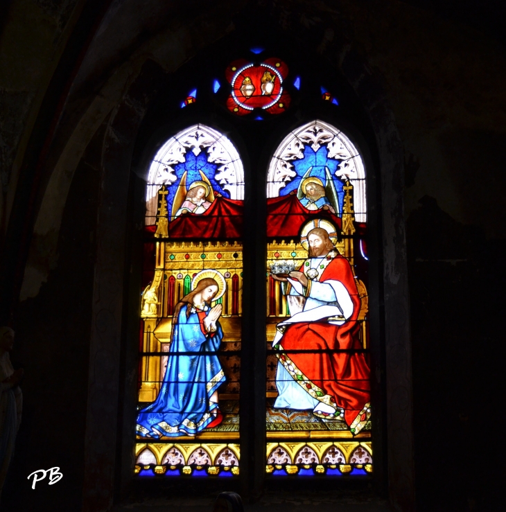 +Eglise Sainte-Croix de Gannat ( 12 Em Siècle )