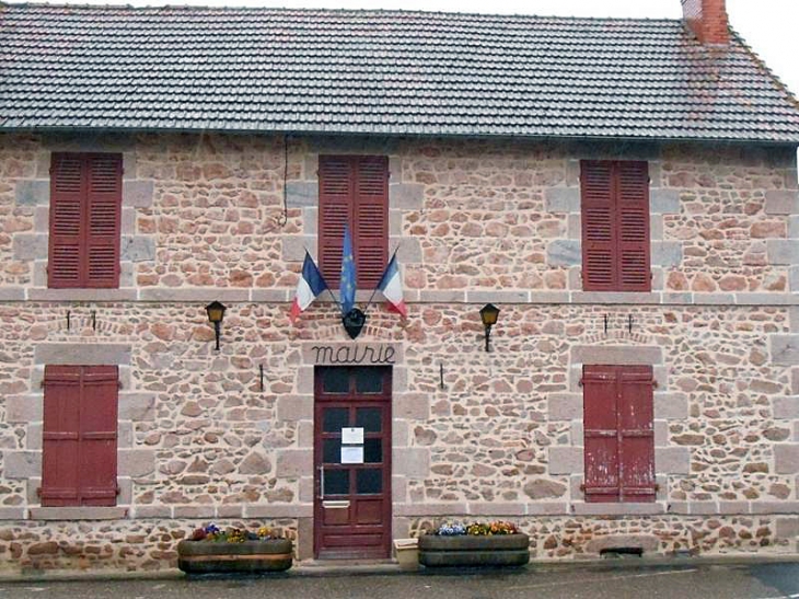 La mairie - Le Breuil
