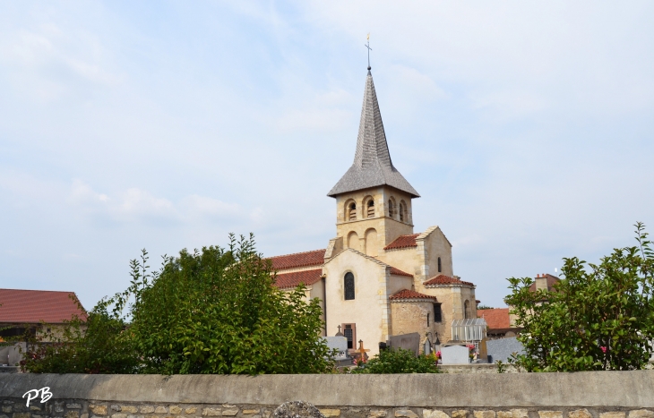 .Eglise Saint-Saturnin ( 11 Em Siècle ) - Mazerier
