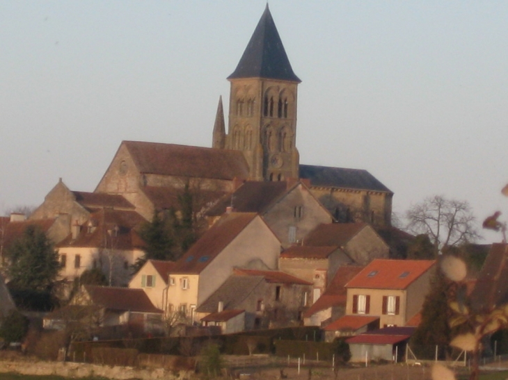 Eglise - Saint-Menoux