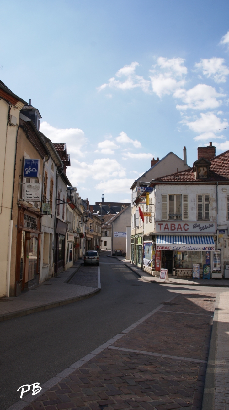  - Saint-Pourçain-sur-Sioule