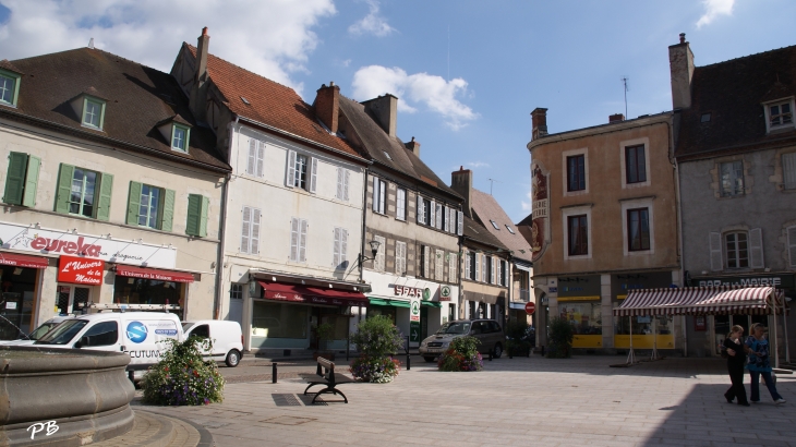  - Saint-Pourçain-sur-Sioule