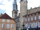 Photo suivante de Saint-Pourçain-sur-Sioule beffroi-ou-tour-de-l-horloge-1430 au fond Clocher de L'église Sainte-Croix 