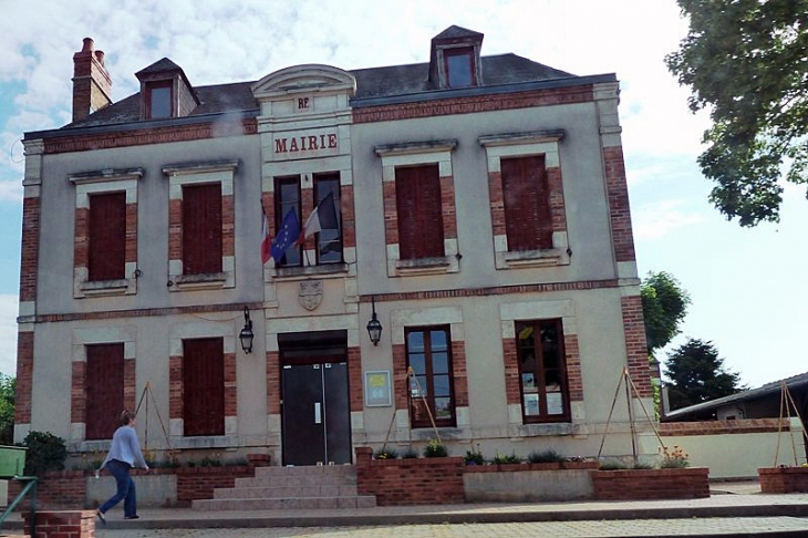 La mairie - Villeneuve-sur-Allier