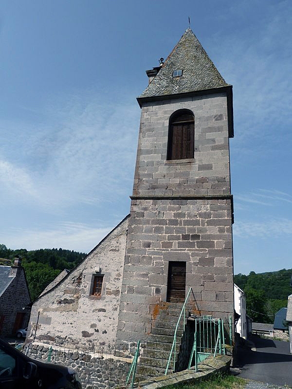 L'église d'Albepierre - Albepierre-Bredons