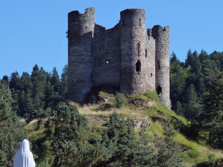 Le château - Alleuze