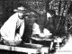 Ancienne fabrication du fromage, vers 1910 (carte postale ancienne).