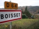 Photo précédente de Boisset Bienvenue à Boisset ! Le lotissement des Mélèzes en préparation, derrière le panneau.