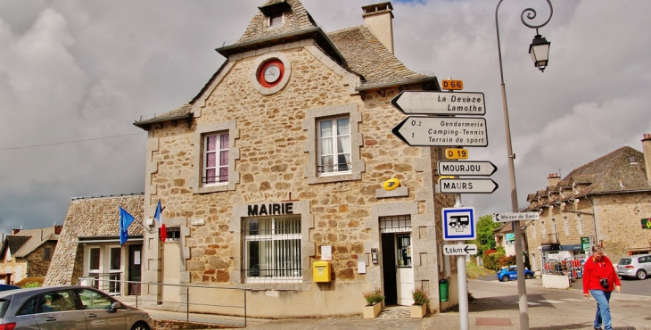 La Mairie - Calvinet