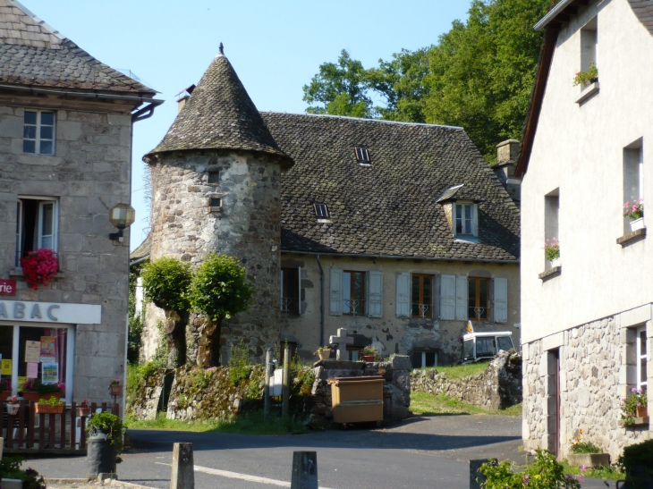 Centre du village - Jou-sous-Monjou