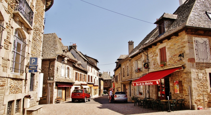 La Commune - Montsalvy