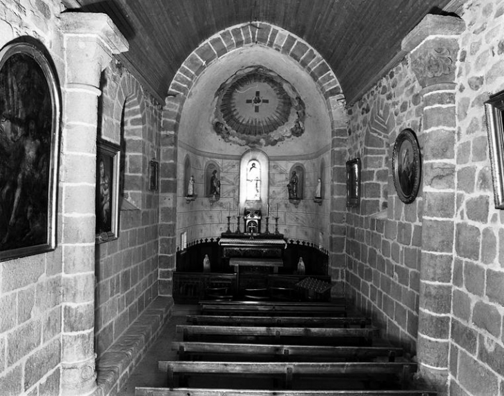 Intérieur de la chapelle - Saignes