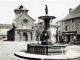 La fontaine et l'Eglise vers 1930-1940 ?